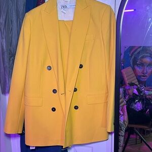 Zara Women's Bright Yellow Suit